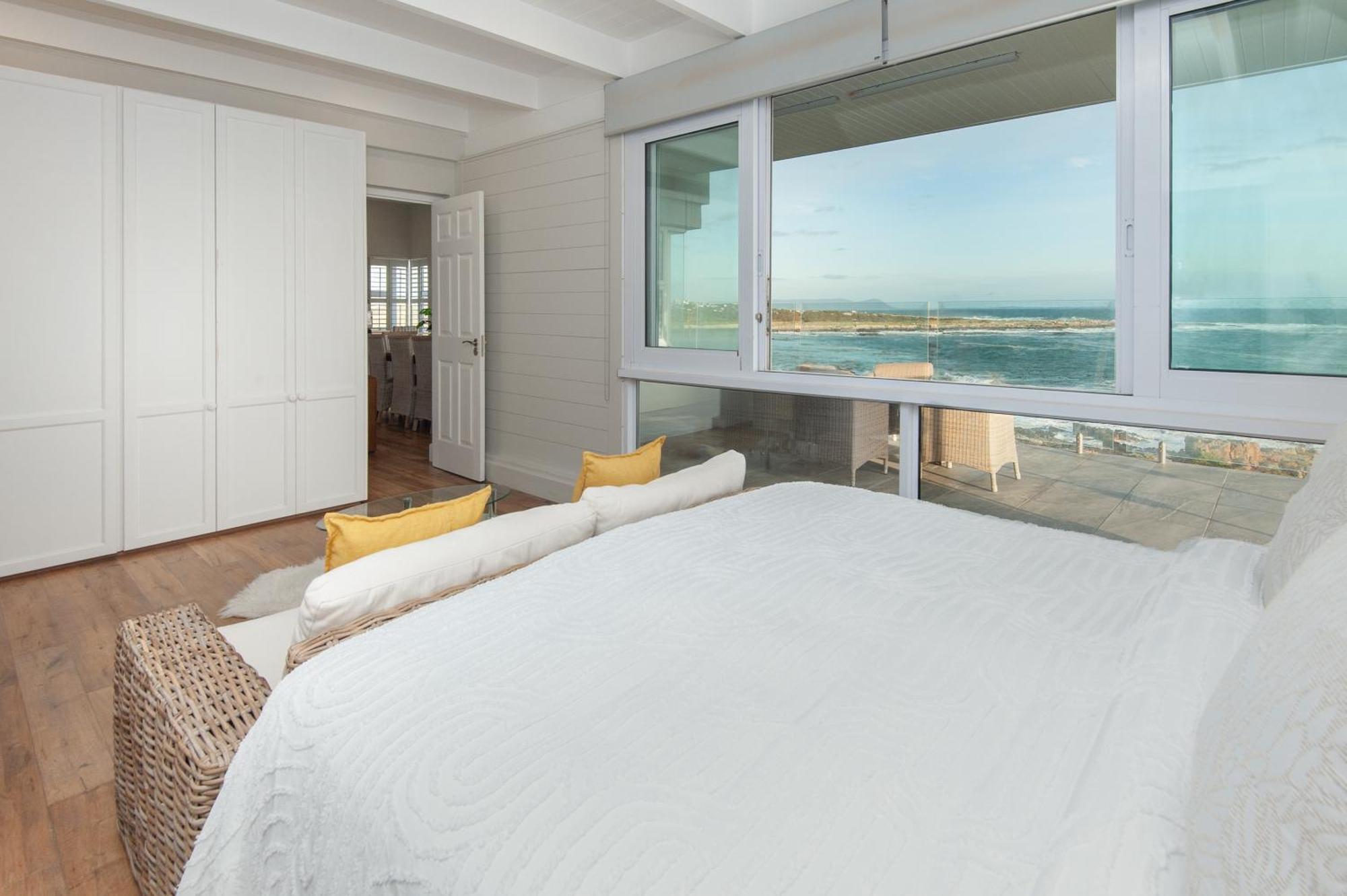 Absolute Ocean Boutique Guesthouse Hermanus Exterior photo