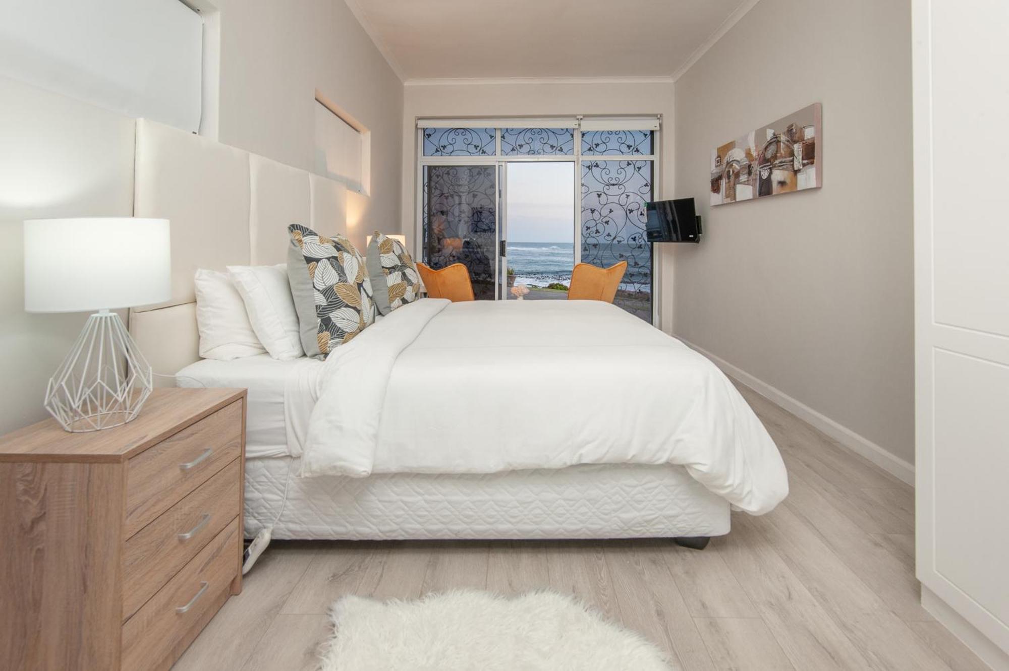Absolute Ocean Boutique Guesthouse Hermanus Exterior photo