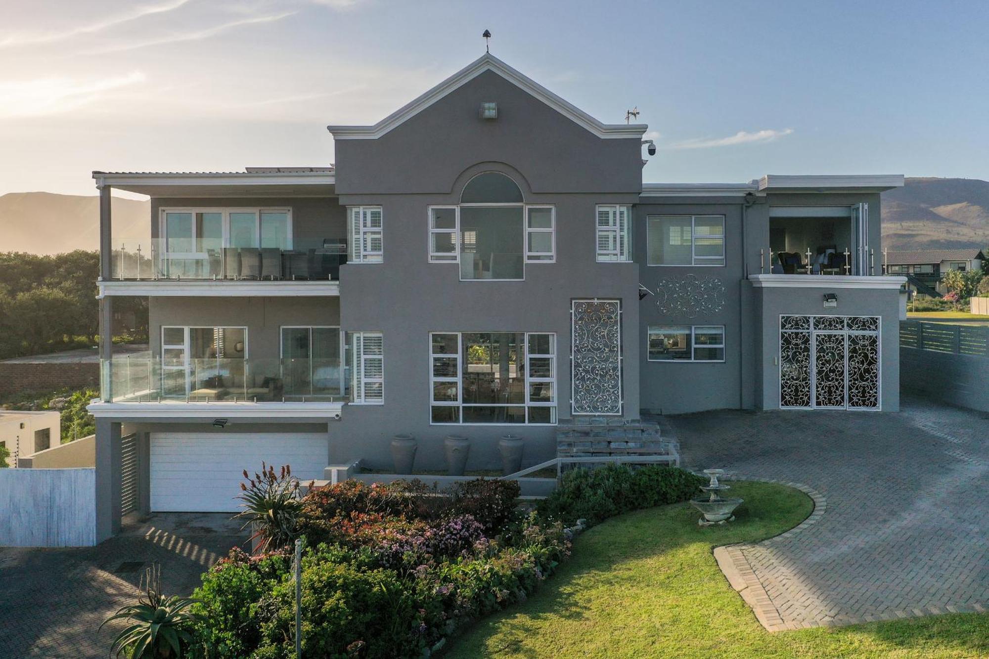 Absolute Ocean Boutique Guesthouse Hermanus Exterior photo